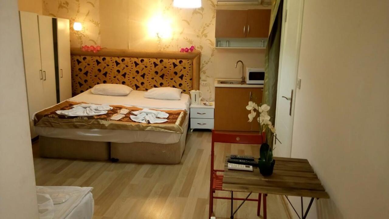 Mini House Hotel Istanbul Exterior photo